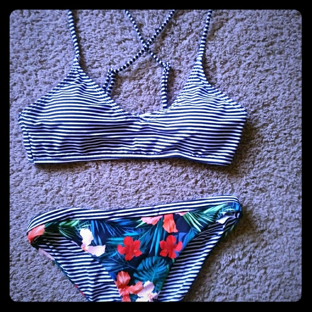 2 piece swim suit
